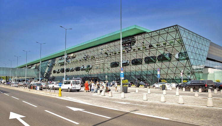 Turkish Airlines i LOT zwiększą częstotliwość lotów z Krakowa do Stambułu